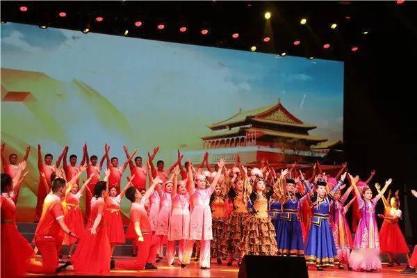 名家大作有特惠！2024“重庆艺术大市场·艺术年货节”来了